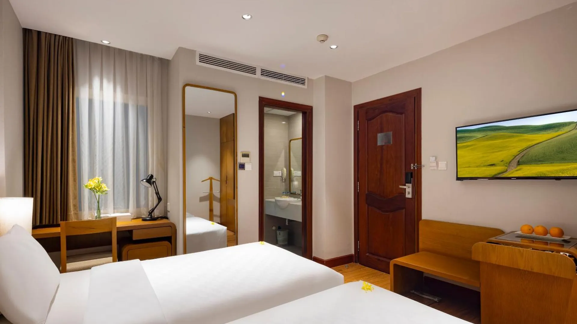 הו צ'י מין סיטי Harmony Saigon Hotel & Spa 4*, הו צ'י מין סיטי